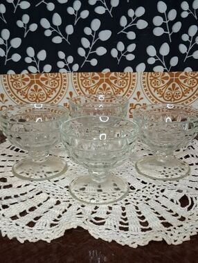 4 Vintage Dessert Cups